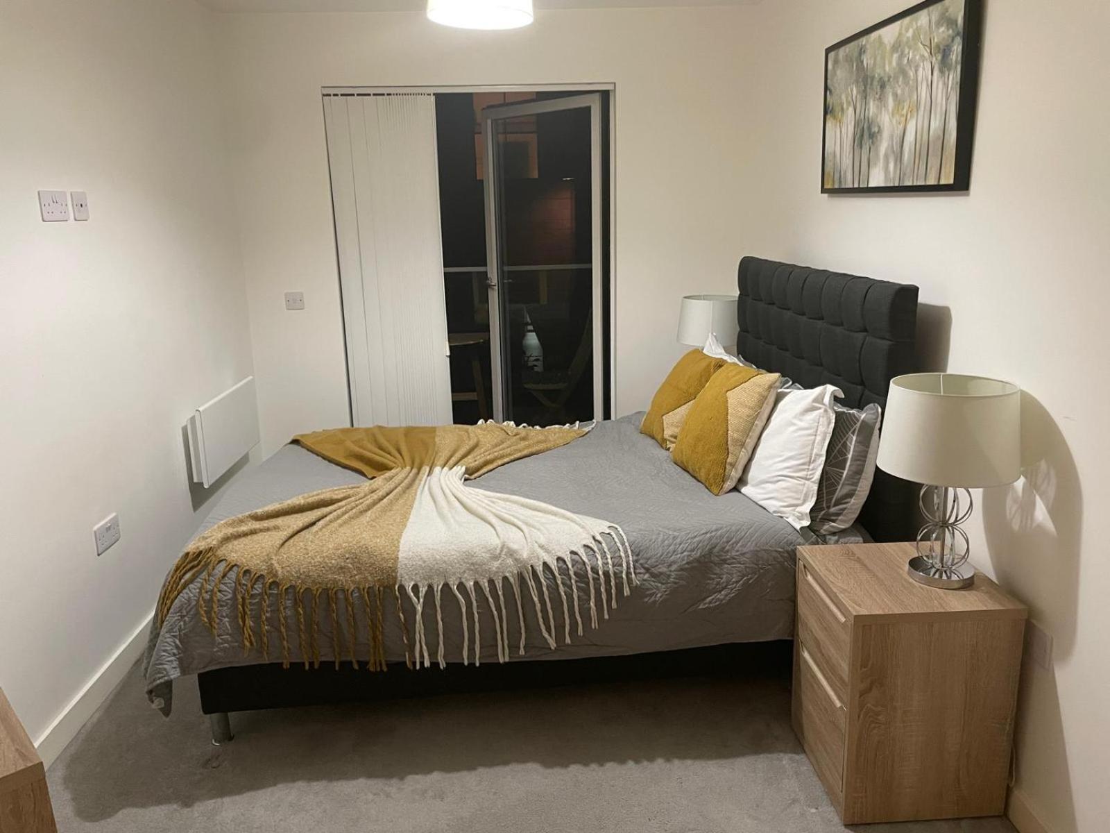 City Centre Apartment Manchester Bagian luar foto